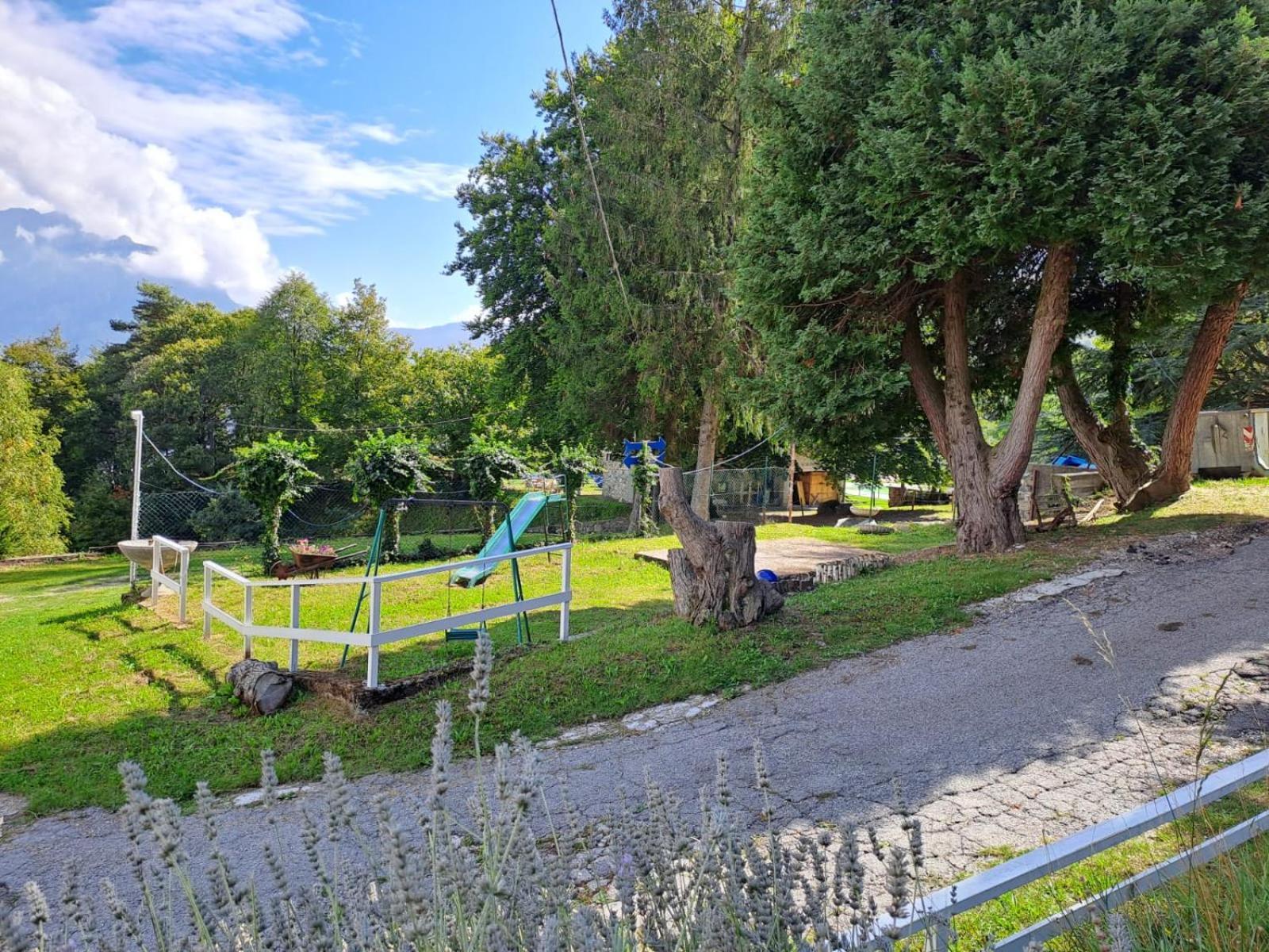 Provinciale 79 Hotel Magreglio Luaran gambar