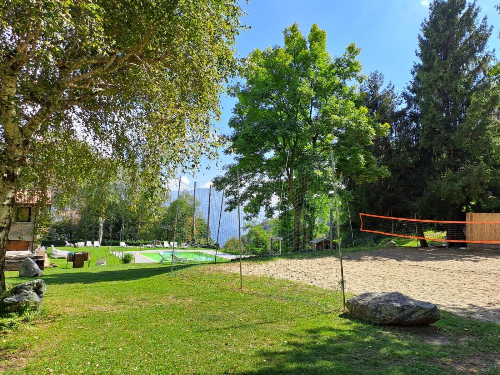 Provinciale 79 Hotel Magreglio Luaran gambar